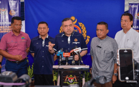 新休旅车明年起可作商用车  交通部严打机场“霸王车”