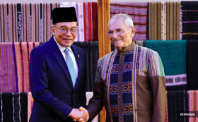 与东帝汶总统重申双边关系 安华：加入东盟指日可待