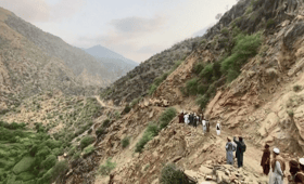 ஆப்கானிஸ்தான் நிலநடுக்கத்தில் 800க்கும் மேற்பட்டோர் உயிரிழப்பு