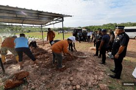 Drowned siblings laid to rest in Port Dickson