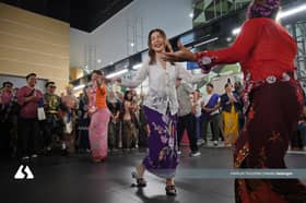 Warna-Warni Sarung Keretapi Sarong 2025