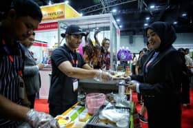 Menu nasi itik panggang Hong Kong halal di MIHAS 2025