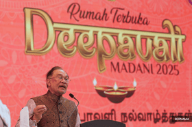 PM calls for unity, compassion on Deepavali