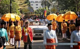 东姑阿米尔沙被誉为人民灵魂　皇家婚礼展现宫殿庄荣