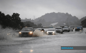 Stay alert, stock up: Selangorians warned of heavy rain from November