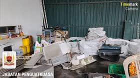 巴生住宅区非法营运   7无牌工厂接12张罚单！