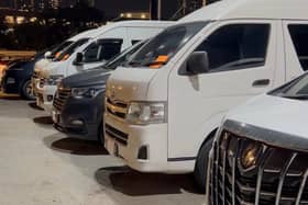 锁定外国游客配套高至2100令吉  陆交局昨取缔10驻守首都“黑车”