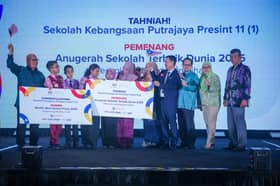 SK Putrajaya Presint 11 (1) menang anugerah sekolah terbaik dunia
