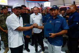 批某些人对加沙和平方案指手画脚 安华：致电多国领袖旨在寻求和平