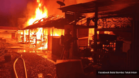 安顺6住家失火  烧毁90%及3辆摩托车