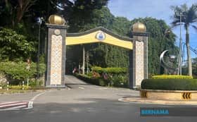 17州议员宣誓就任沙巴助理部长