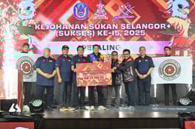 Petaling juara keseluruhan SUKSES 2025
