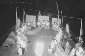 Campak telefon bimbit ke laut elak maklumat peribadi terdedah