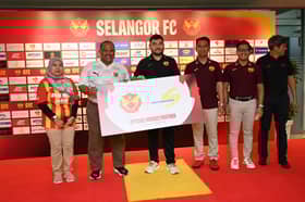 KDEBWM sumbang RM500,000 sokong pembangunan bola sepak Selangor
