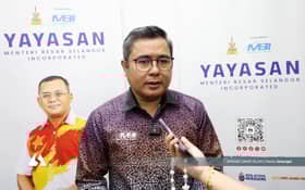 Mangsa banjir di PPS Sabak Bernam terima bantuan awal Yayasan MBI