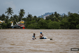 Flood victim numbers drop across the board