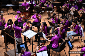 国油管弦乐厅演奏大放异彩  特殊音乐家共谱“友谊交响曲”