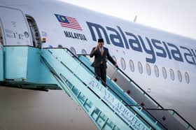 肯尼亚总统官邸19响礼炮迎安华