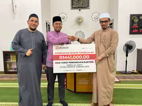 Perbadanan Wakaf Selangor salur RM41,000 naik taraf pendawaian elektrik surau