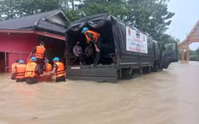 【合艾水灾】 安排受困大马人撤离至安全区