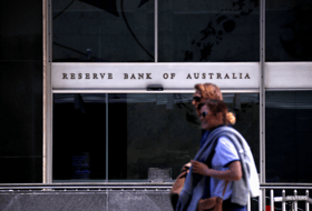 Australia's central bank keeps interest rates unchanged