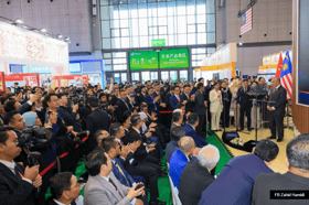 扎希：为我国中小企开拓新机遇  中总连续8届参与进博会感自豪