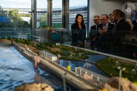 官访埃塞俄比亚第二天  安华参观阿杜瓦博物馆