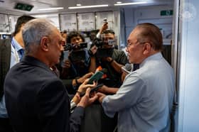 Sidang media 40,000 kaki: Anwar jawab isu negara dalam penerbangan ke Afrika Selatan