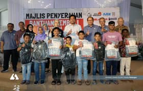 Yayasan MBI, Yayasan KOSMA salur bantuan persekolahan kepada 500 pelajar Kota Anggerik 