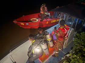 Suami isteri ditemukan maut dalam kereta terbabas di Sungai Rompin