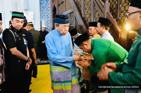 Selangor Sultan attends Yasin recital, tahlil ceremony for 80th birthday