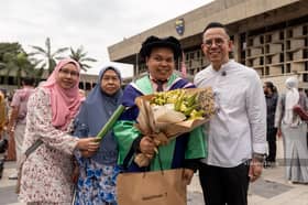 பார்வையற்ற முனைவர் நோர்ஹில்ஹாம்: மாற்றுத்திறனாளிகள் உயர் கல்வியில் புதிய வரலாறு