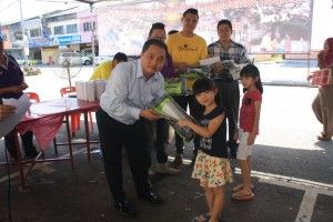 雪州惠民政策减负担  黄瑞林呼吁民众申请