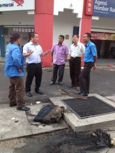 解决逢雨成灾问题  适耕庄部长路沟渠已清理