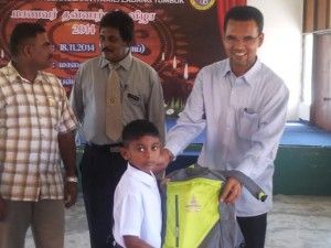 YB ACTIVITIES: Tanjung Sepat Assemblyman presents 'Back To School' aid