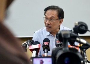 Anwar: "I fight on the outside, and I will fight more in jail"