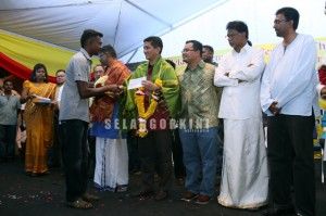 20-minute electrical disruption did not affect Thaipusam celebration