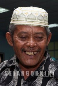 Grandfather finally receives grant