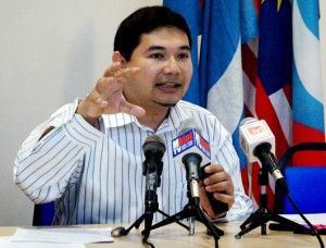Rafizi arrested after reporting 1MDB issue