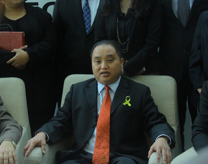 雪后座议员呼吁政府  停止打压媒体