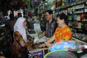 Wan Azizah still monitors Kajang despite being busy campaigning