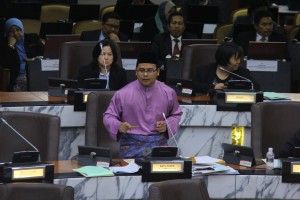 百个青年委员会冬眠  雪州政府终止服务