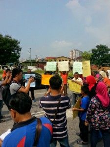 哈妮查：抗议教会含政治动机  美丹花园集会图引起社区不安