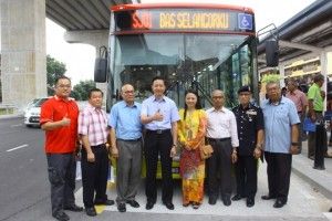 梳邦市会拟改路线  免费巴士开至人潮区