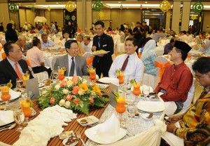 阿兹敏：雪州内阁没改组