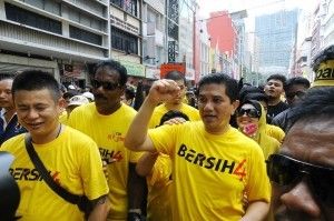 CM: Not just the people, Mahathir also wants Najib to step down