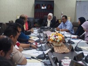 Local authorities need to be creative in combating Aedes