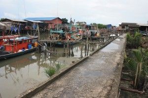 整顿问题.建设发展  雪州7渔村明年重组