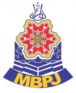 灵市政厅11月起         设流动柜台更新执照