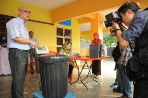 1公斤厨余换1垃圾  梳邦市会让垃圾变黄金